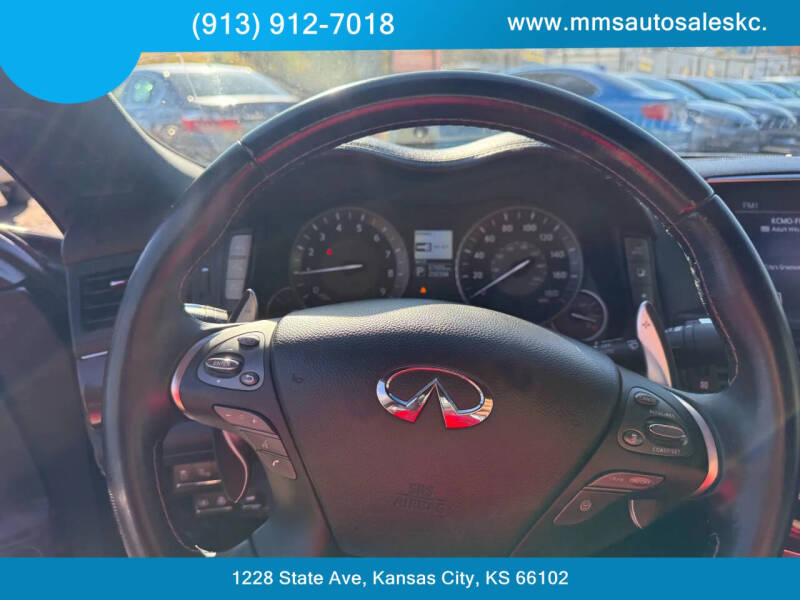 2016 Infiniti Q70 3.7