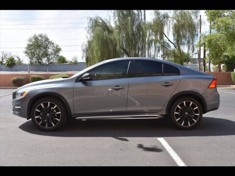 2016 Volvo S60 Cross Country T5 Platinum