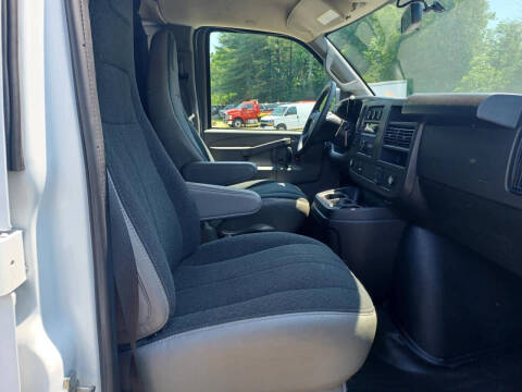 2024 Chevrolet Express 2500