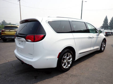 2017 Chrysler Pacifica Limited