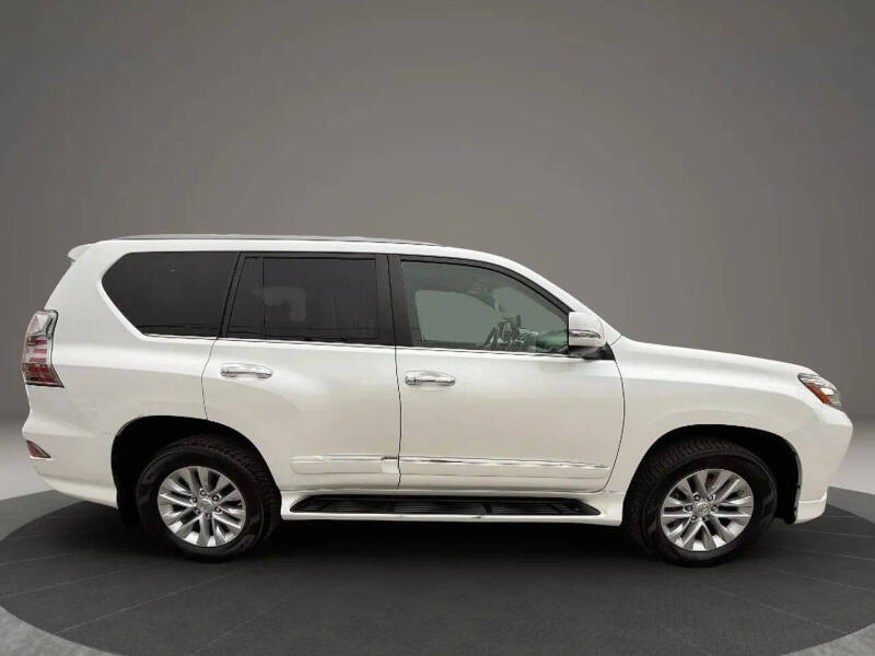 2017 Lexus GX 460