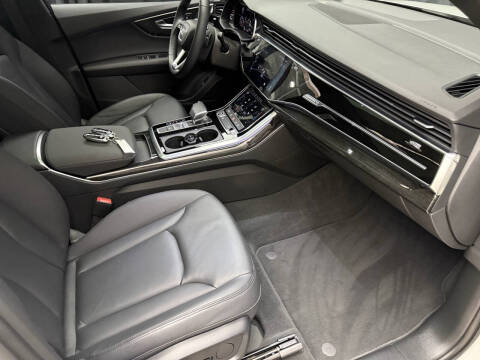 2022 Audi Q7 quattro Premium Plus 45 TFSI