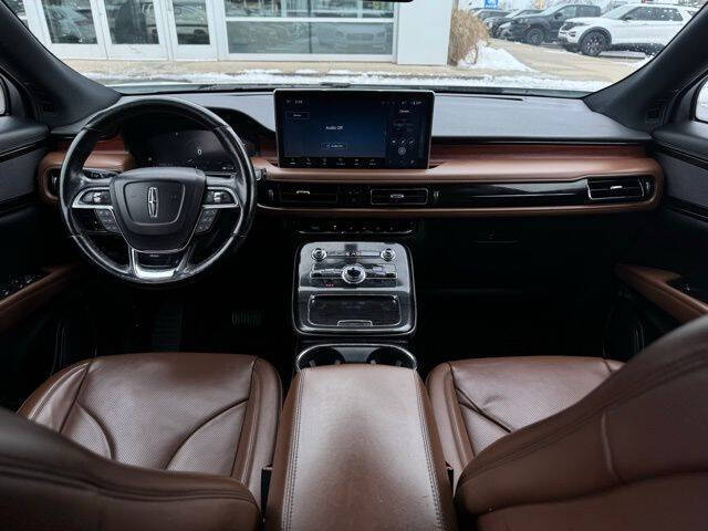 2023 Lincoln Nautilus Reserve