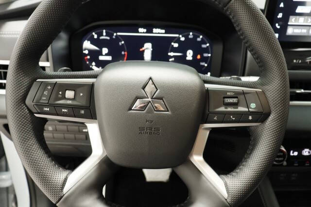 2026 Mitsubishi Outlander SEL