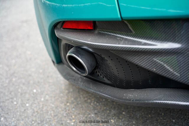 2025 Aston Martin DB12 V8