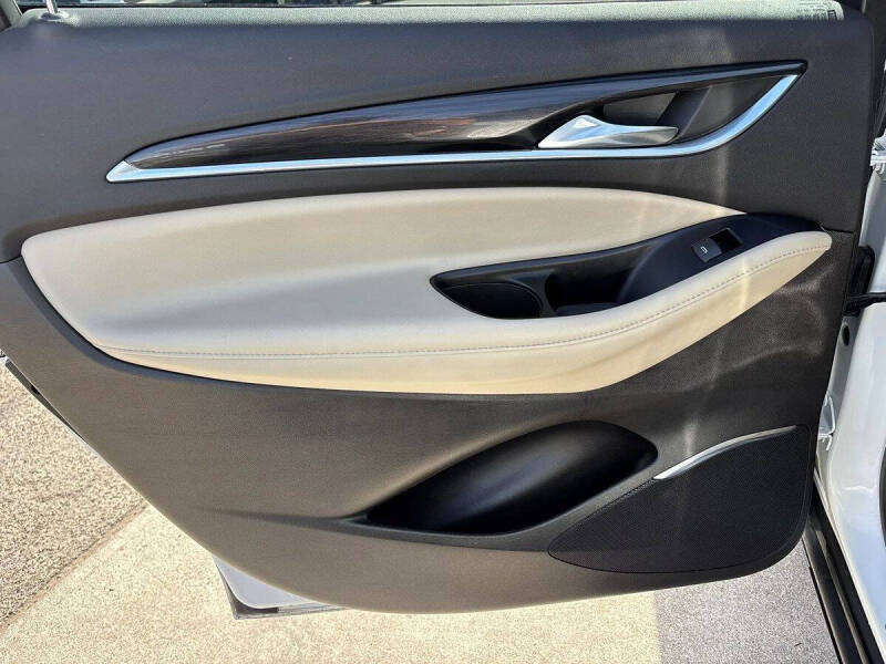 2019 Buick Enclave Essence