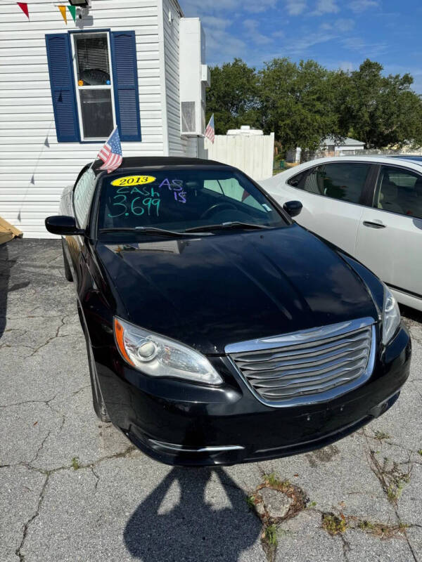 2013 Chrysler 200 Touring