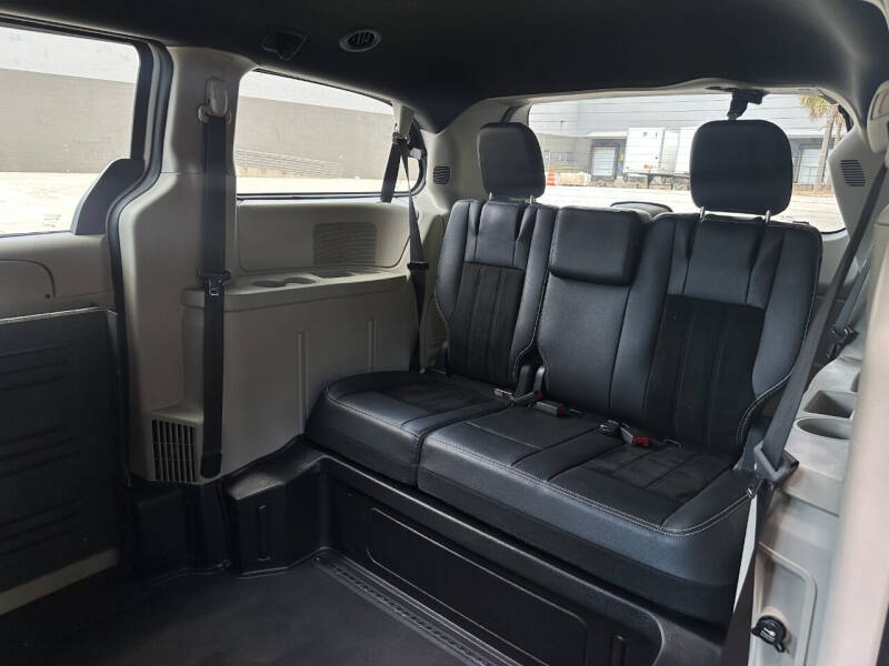 2017 Dodge Grand Caravan SXT