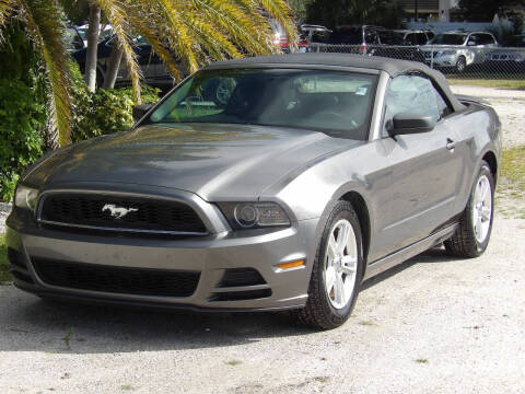 2013 Ford Mustang V6