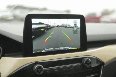 2022 Ford Escape Titanium