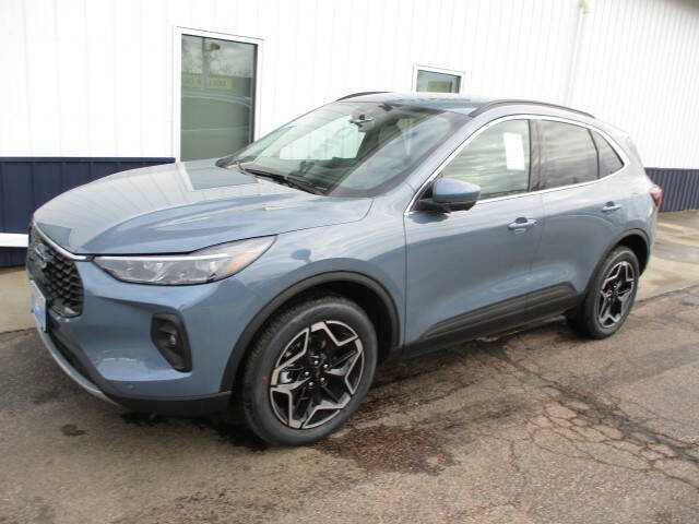 2026 Ford Escape Platinum