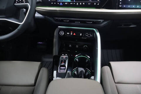 2025 Audi Q5 quattro Prestige TFSI