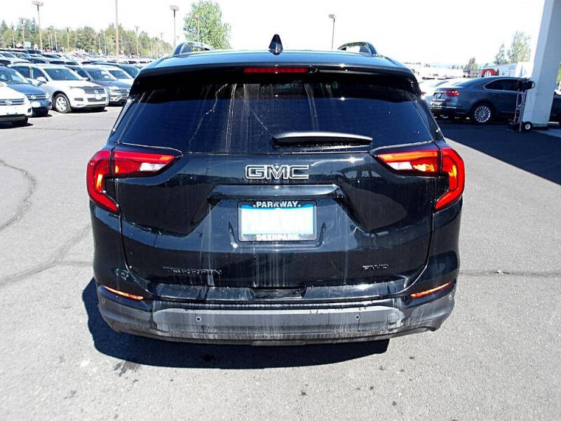 2021 GMC Terrain SLT