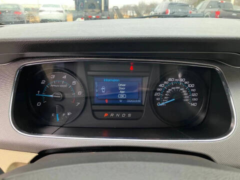 2018 Ford Taurus SE