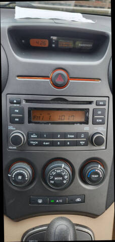 2007 Kia Rondo