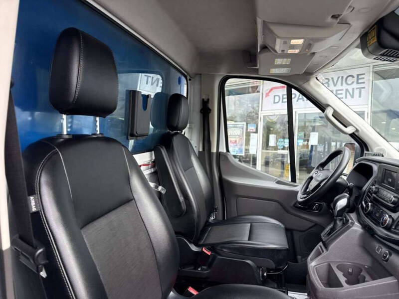 2023 Ford Transit