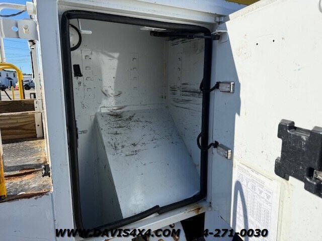 2015 Freightliner M2 106