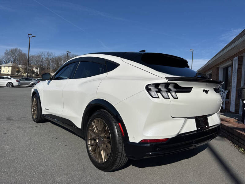 2021 Ford Mustang Mach-E Premium