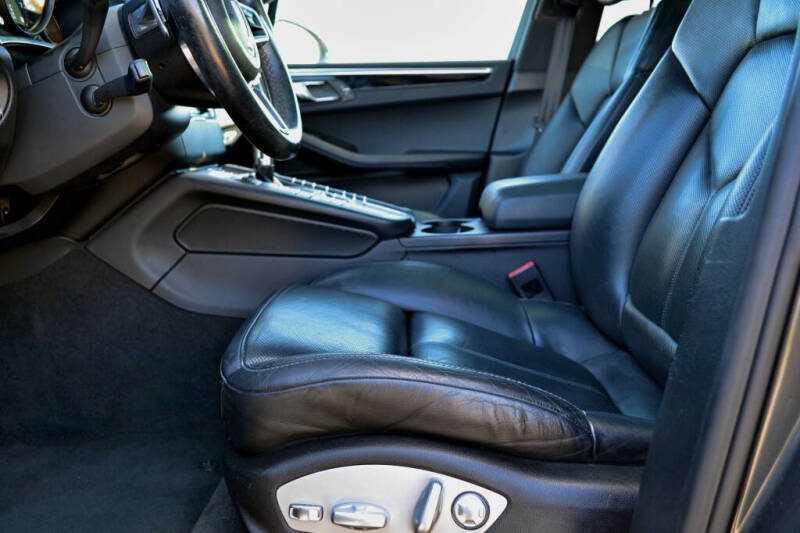 2018 Porsche Macan