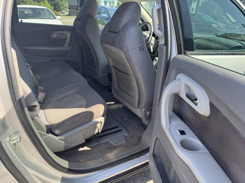 2012 Chevrolet Traverse LS