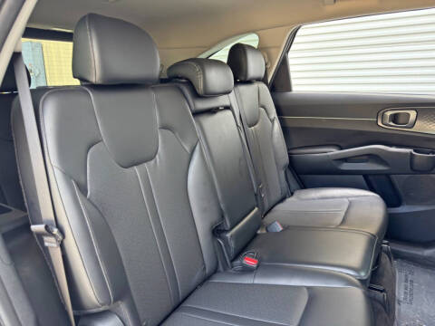 2022 Kia Sorento S