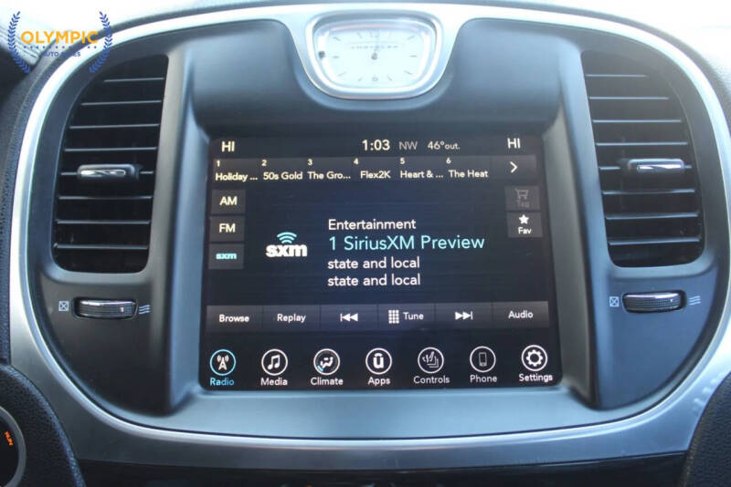 2017 Chrysler 300 Limited