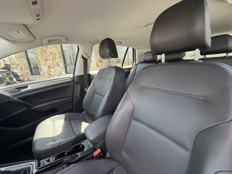 2015 Volkswagen Golf TSI S