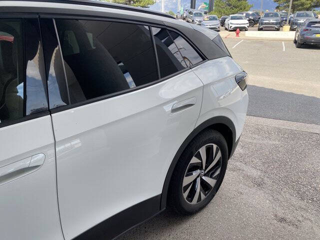2023 Volkswagen ID.4 Pro