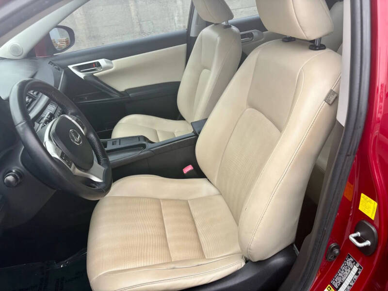 2011 Lexus CT 200h