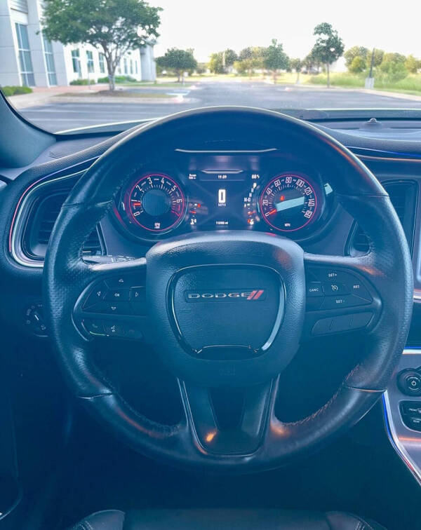 2018 Dodge Challenger SXT Plus
