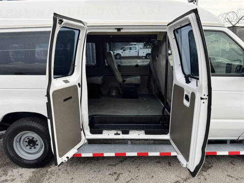 2013 Ford E-Series E-150