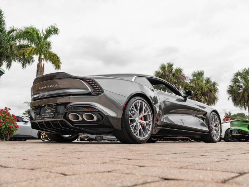 2025 Aston Martin Vanquish