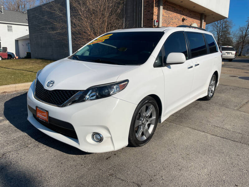 2014 Toyota Sienna for sale at REVOLUTION MOTORS LLC in Waukegan IL