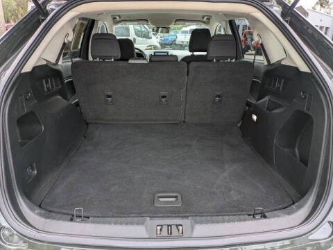 2022 Ford Edge SE