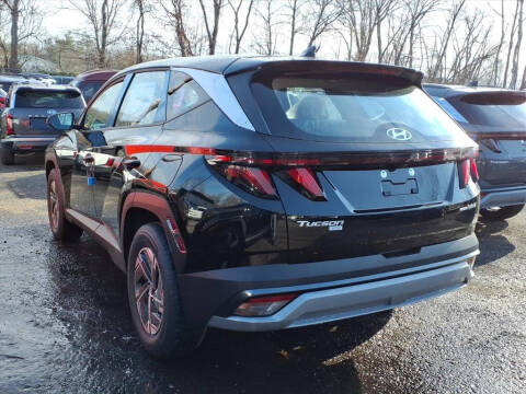 2026 Hyundai Tucson Hybrid Blue SE