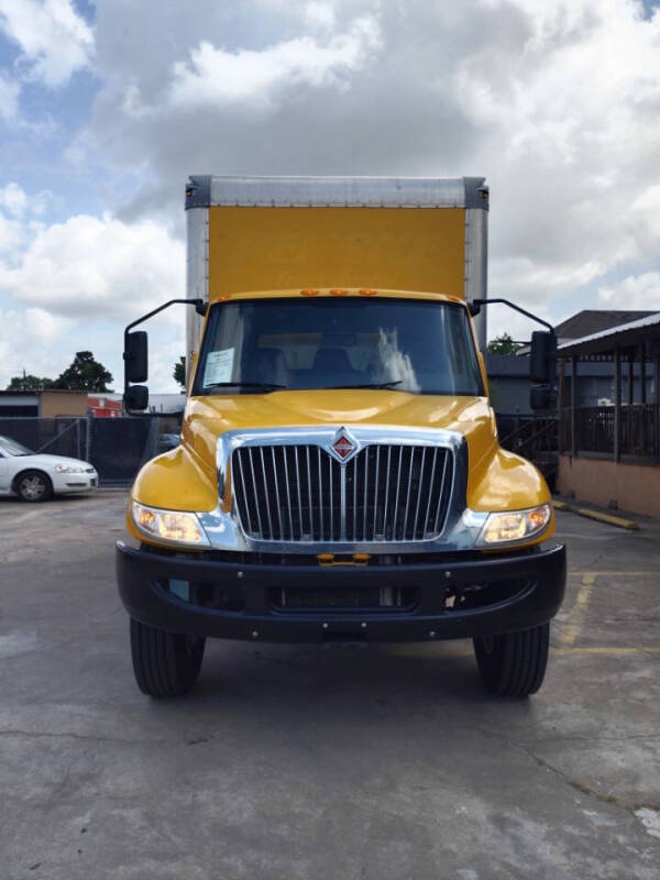 2020 International MV607