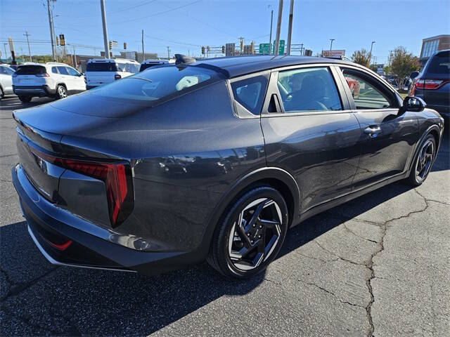2025 Kia K4 EX