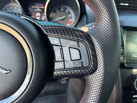 2015 Jaguar F-TYPE R