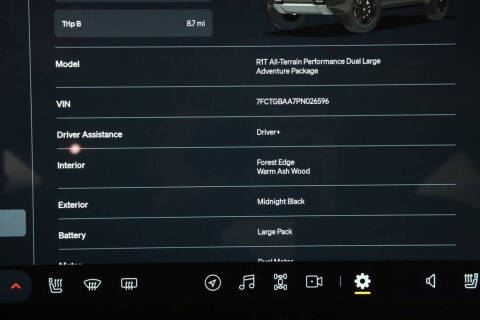 2023 Rivian R1T Adventure