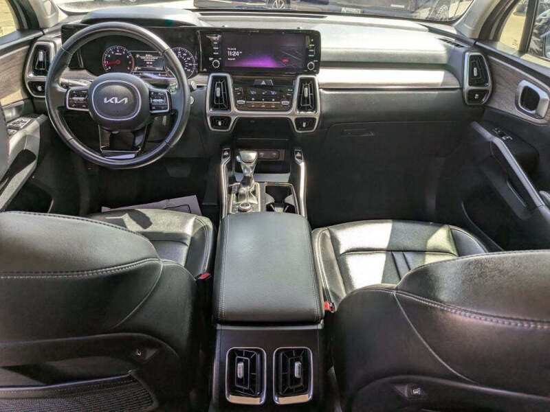 2022 Kia Sorento X-Line S
