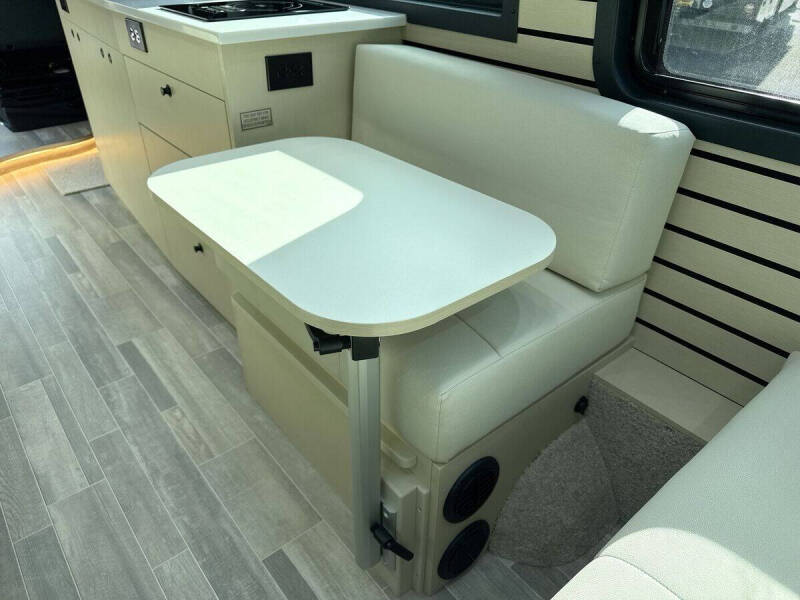 2025 Mercedes-Benz Sprinter