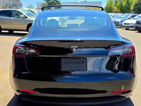 2018 Tesla Model 3 Mid Range