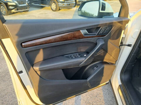 2019 Audi Q5 quattro Premium Plus 45 TFSI