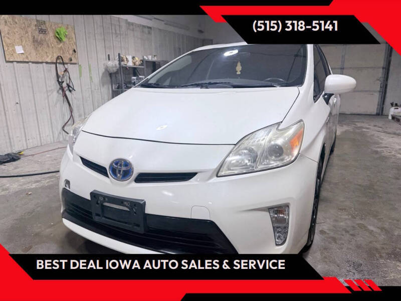 2013 Toyota Prius Two's photo