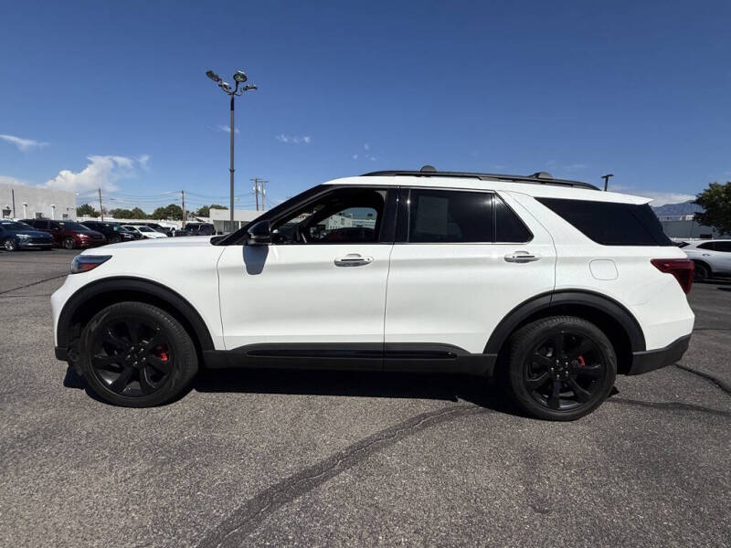 2022 Ford Explorer ST