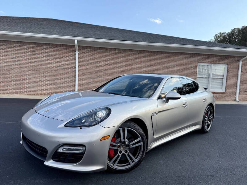 2013 Porsche Panamera GTS's photo