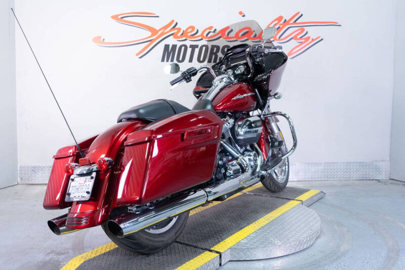 2017 Harley-Davidson Road Glide Special