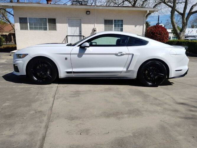 2015 Ford Mustang
