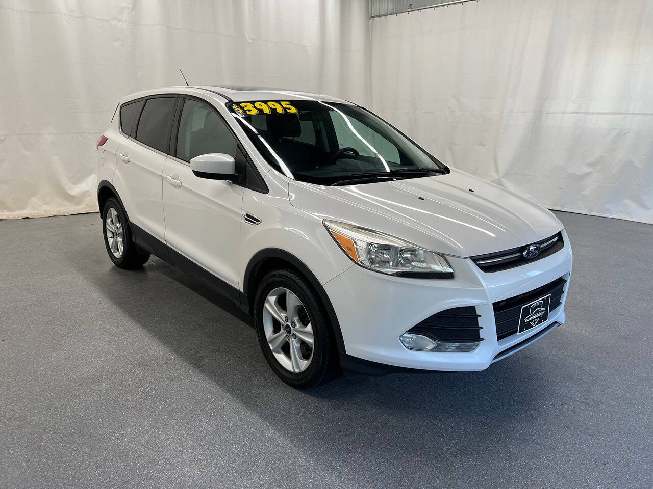 View vehicle photo 3