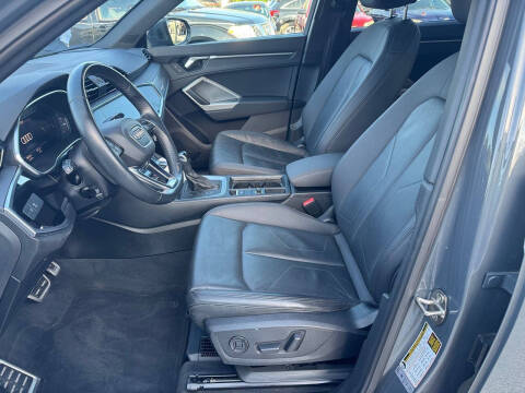 2019 Audi Q3 quattro Premium Plus 45 TFSI